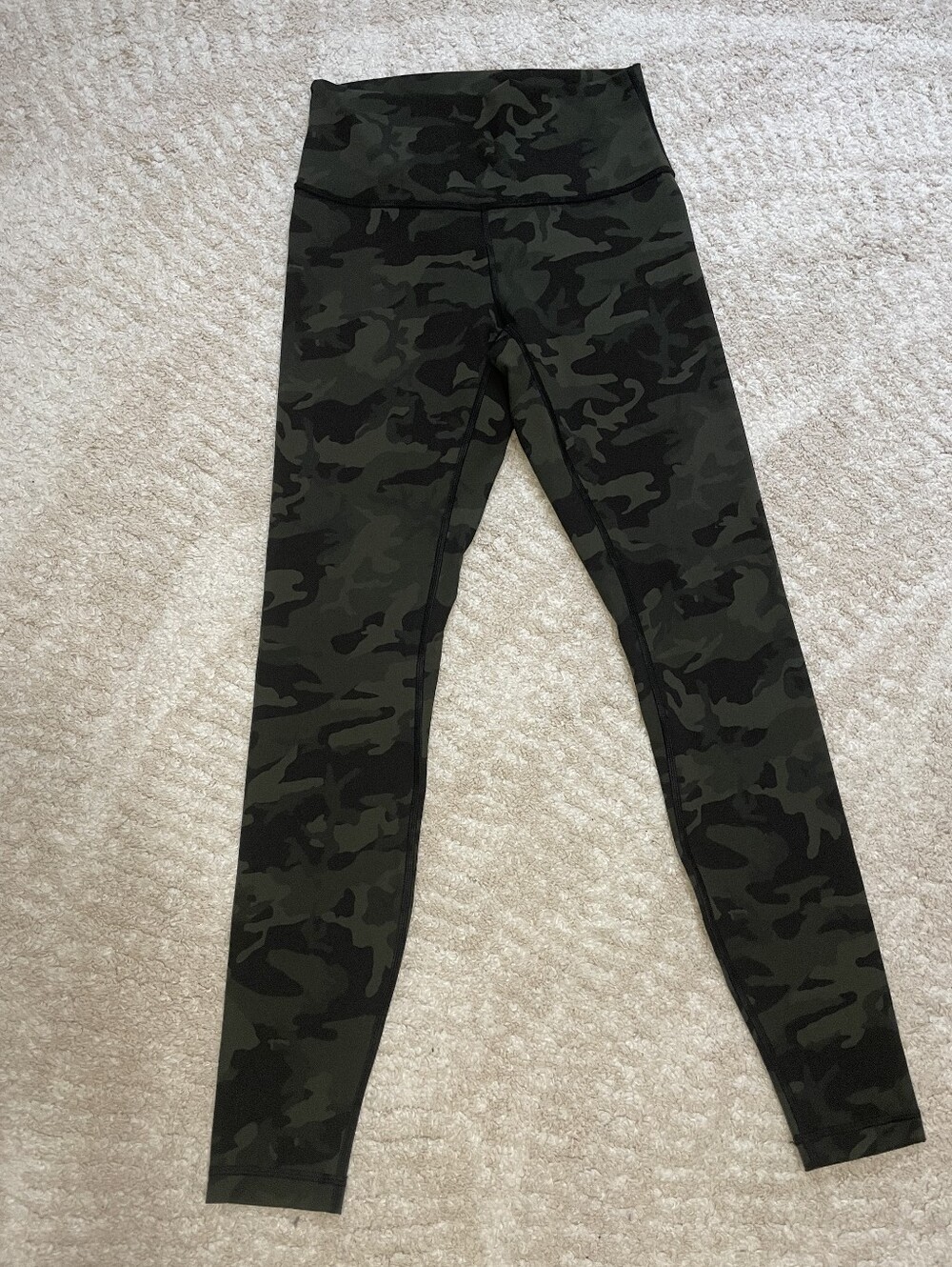 Lululemon Athletica Leggins Camo Green Twill Multi Size 6 - Picture 6 of 11